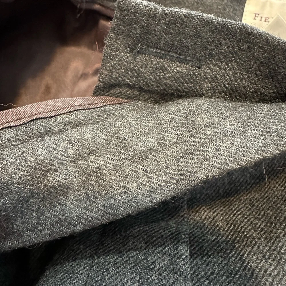 Women's Classic Wool Gray Pleated Trousers fully Lined Size 14